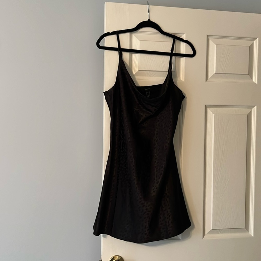 leopard black mini flowy dress Forever 21 size L